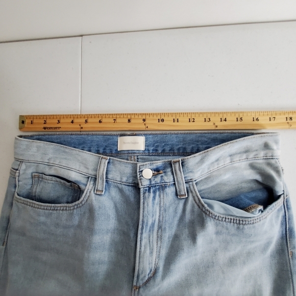 Favorite Daughter Mid-Rise Boyfriend Jeans Size 30 Distressed Light Wash Denim - Picture 8 of 15